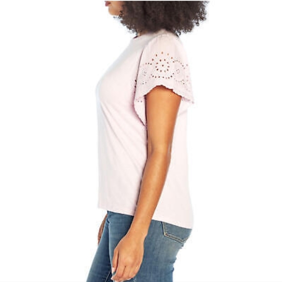 New Gap eyelet flutter top size medium - Picture 3 of 7